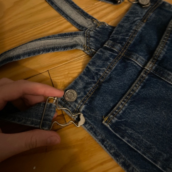 Ripped Jean overalls - Picture 3 of 6